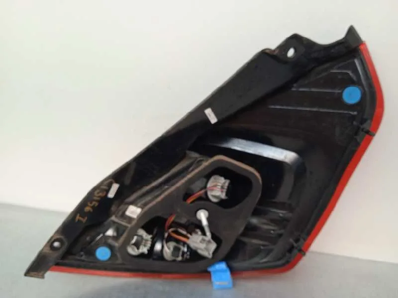 Piloto Trasero Izquierdo para Ford Fiesta (Ccn)
