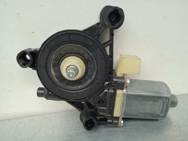 Motor Elevalunas Delantero Derecho para Audi A4 Berlina (8W2)