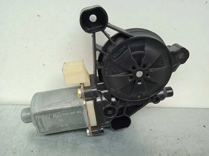 Motor Elevalunas Delantero Derecho para Audi A4 Berlina (8W2)
