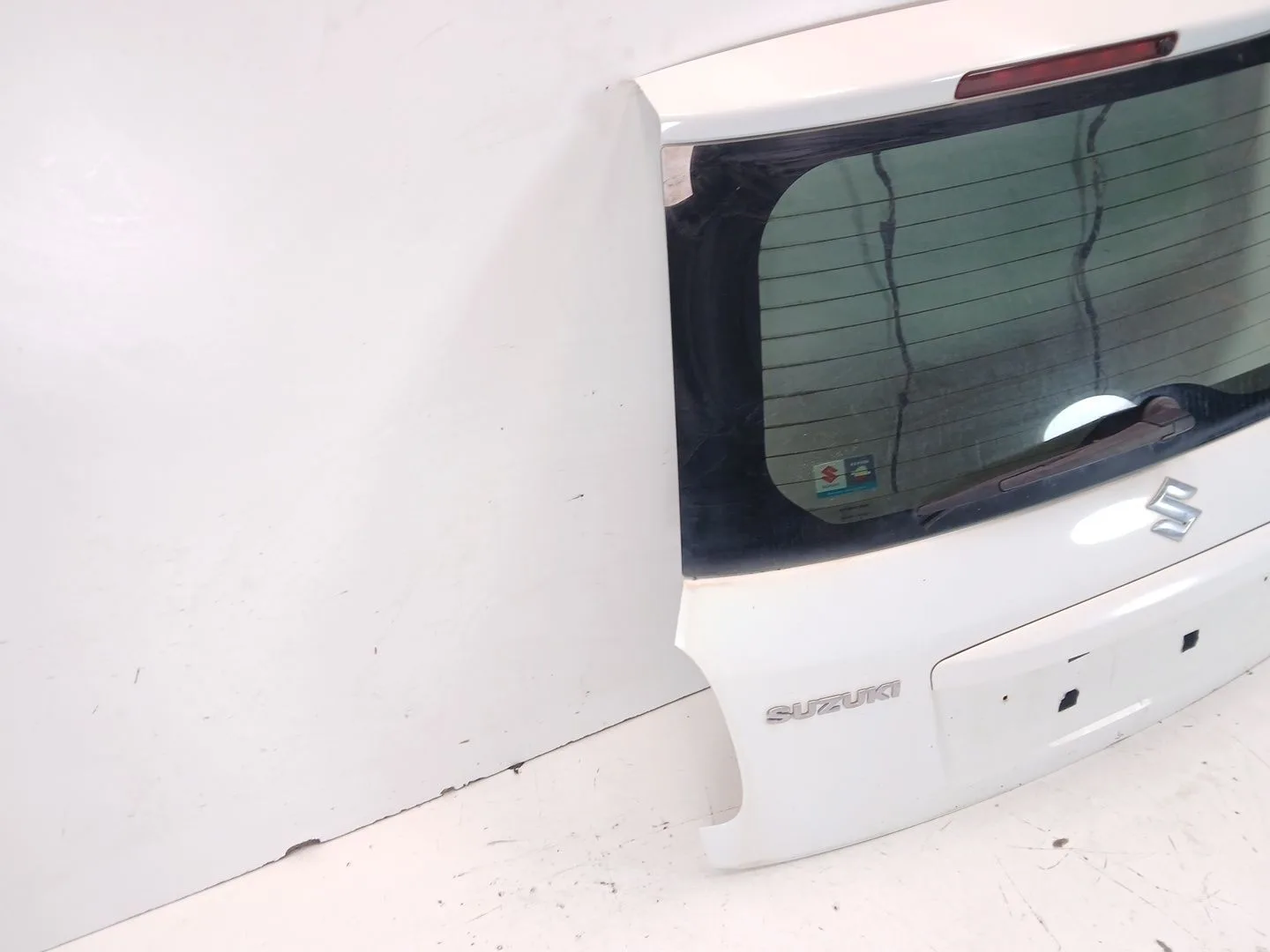 Porton Trasero para Suzuki Sx4 Rw (Ey)