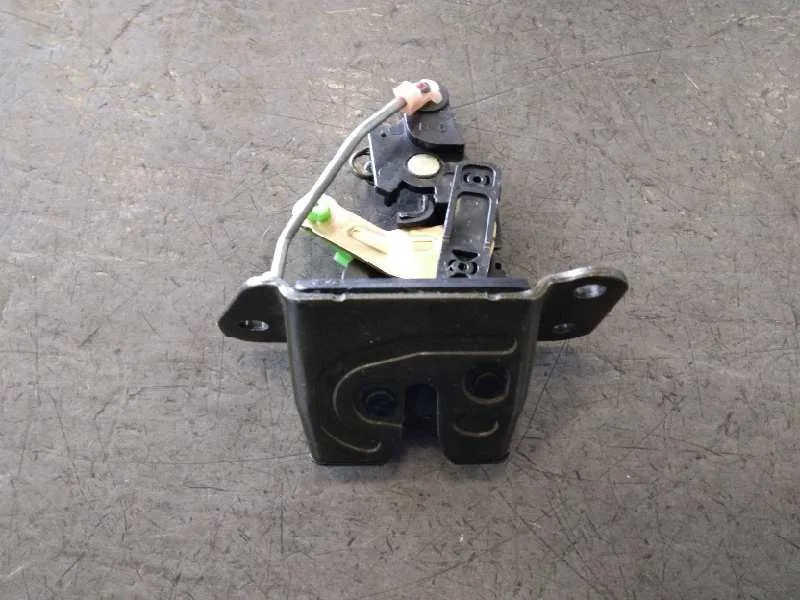 Cerradura Maletero / Porton para Kia Sportage