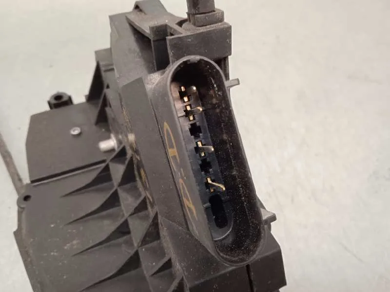Cerradura Puerta Delantera Derecha para Ford C-Max