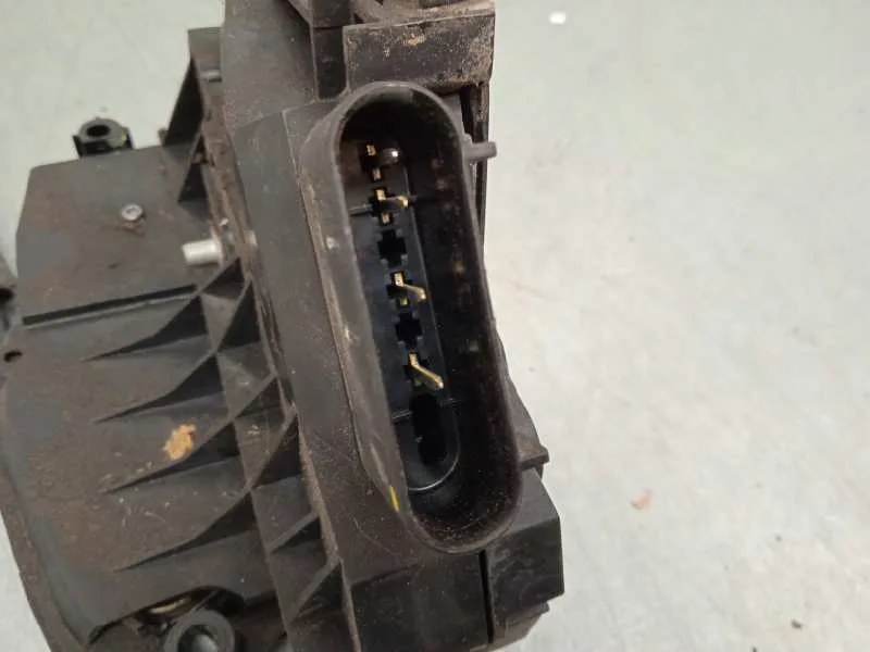 Cerradura Puerta Trasera Derecha para Ford C-Max
