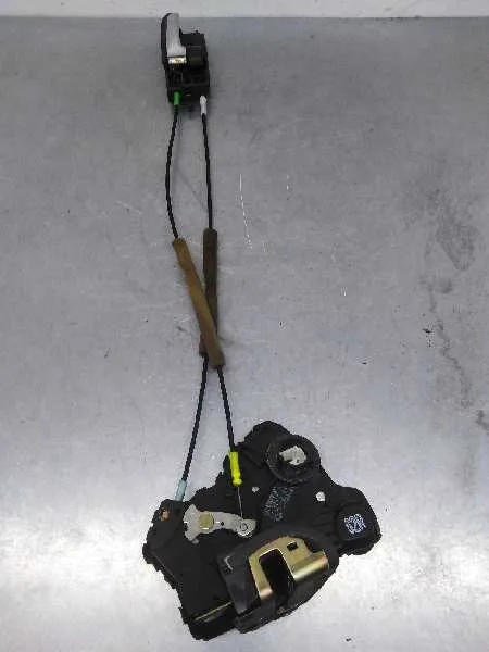 Cerradura Puerta Delantera Derecha para Toyota Corolla (E12)