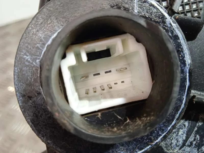 Cerradura Puerta Delantera Izquierda para Toyota Corolla (E12)