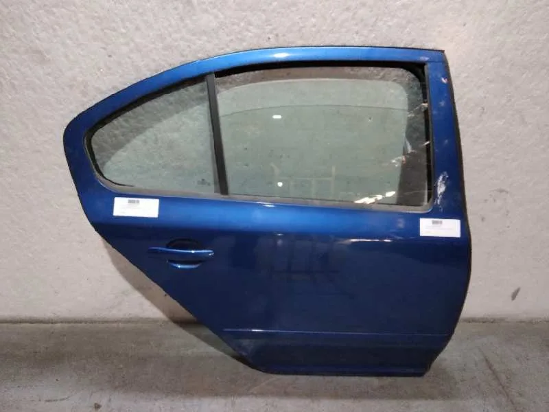 Puerta Trasera Derecha para Skoda Octavia Berlina (1Z3)