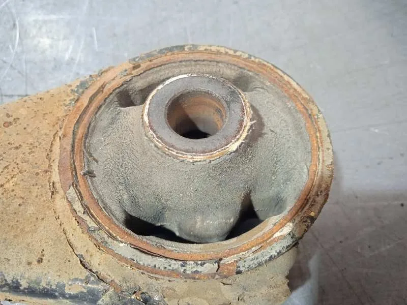 Brazo Suspension Inferior Delantero Izquierdo para Kia Carens (Un)