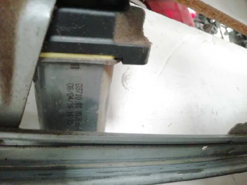 Elevalunas Delantero Izquierdo para Dacia Sandero