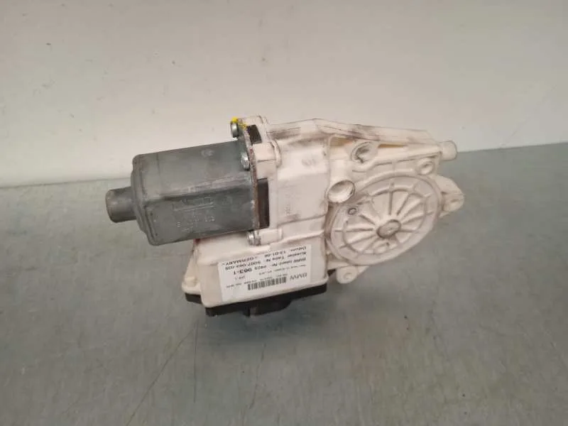Motor Elevalunas Delantero Izquierdo para Bmw X3 (E83)
