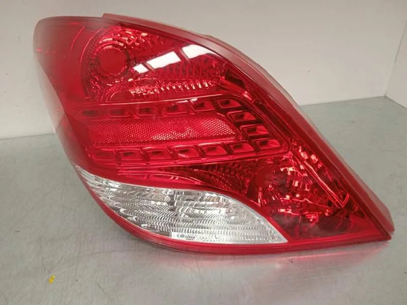 Piloto Trasero Izquierdo para Peugeot 207