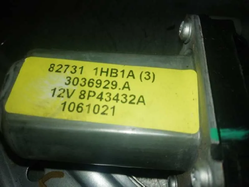 Elevalunas Trasero Derecho para Nissan Note