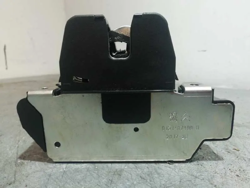 Cerradura Maletero / Porton para Peugeot 2008 (--.2013->)
