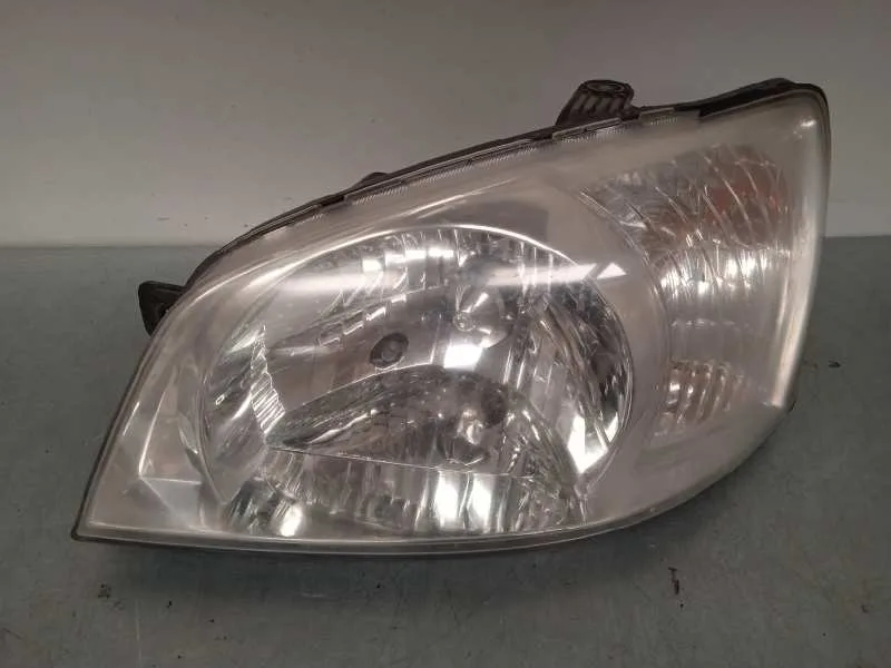 Faro Izquierdo para Hyundai Getz (Tb)