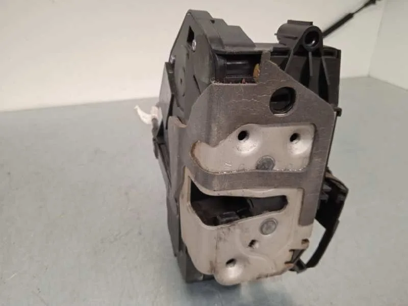 Cerradura Puerta Delantera Derecha para Ford C-Max