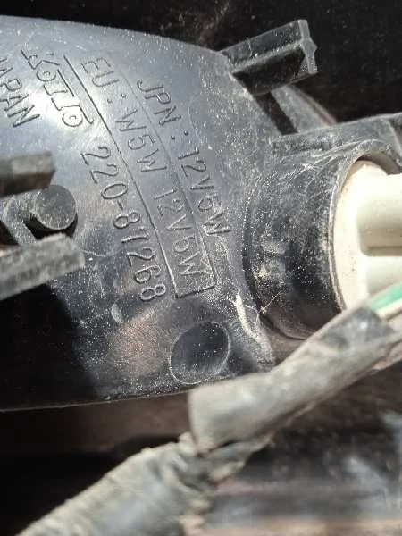 Piloto Trasero Derecho para Mitsubishi Space Runner (N60)