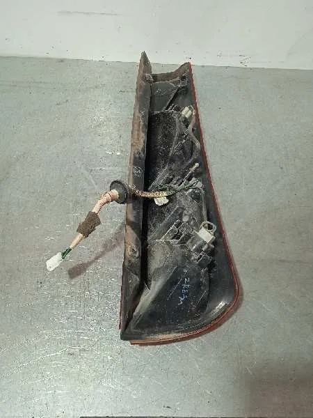 Piloto Trasero Izquierdo para Mitsubishi Space Runner (N60)
