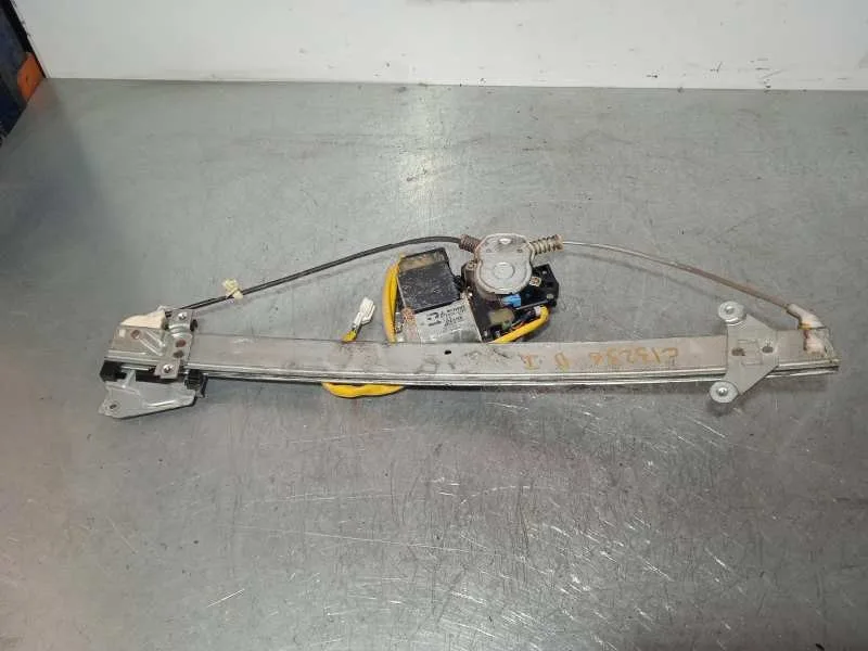 Elevalunas Delantero Izquierdo para Mitsubishi Space Runner (N60)