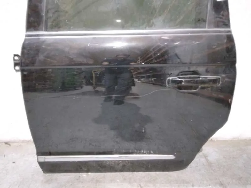 Puerta Trasera Izquierda para Ssangyong Rodius