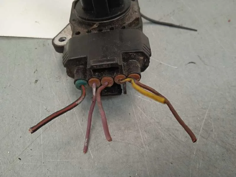 Caudalimetro para Toyota Avensis Berlina (T 22)