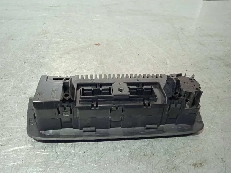 Mando Climatizador para Seat Ibiza Sc (6J1)