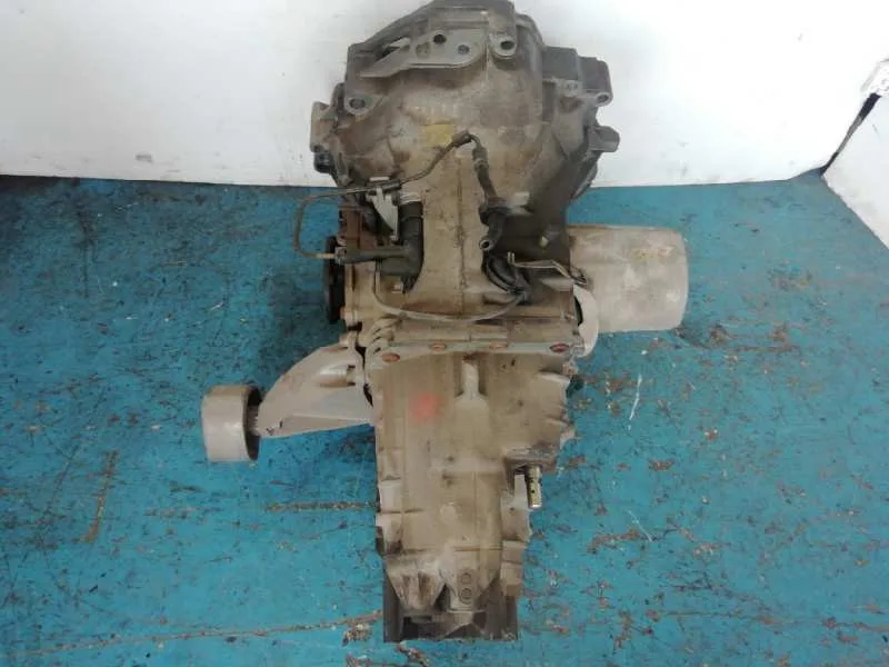 Caja Cambios para Volkswagen Passat Berlina (3B2)