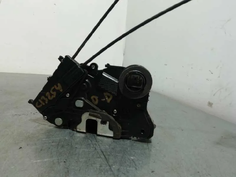 Cerradura Puerta Delantera Derecha para Toyota Yaris