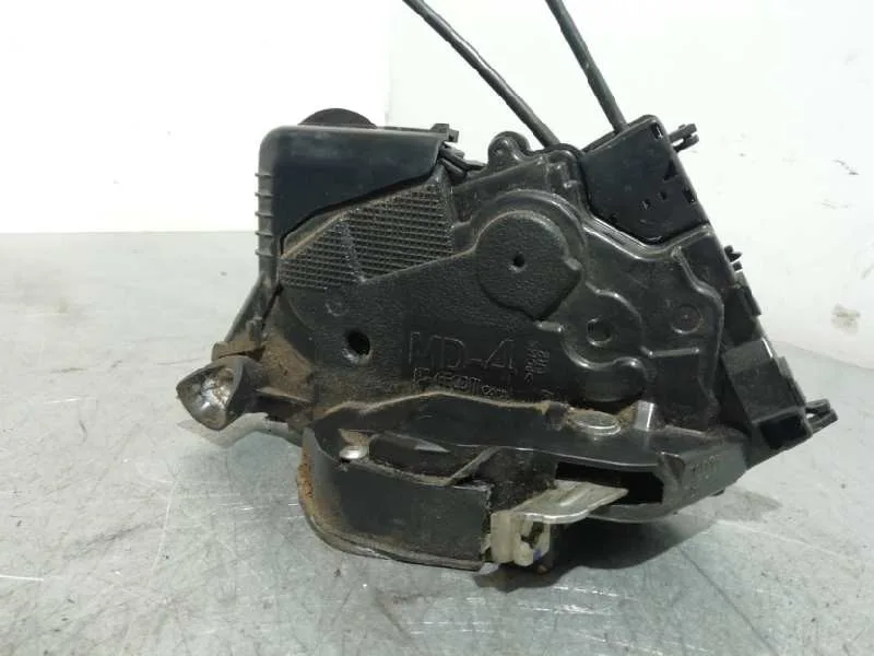 Cerradura Puerta Delantera Derecha para Toyota Yaris