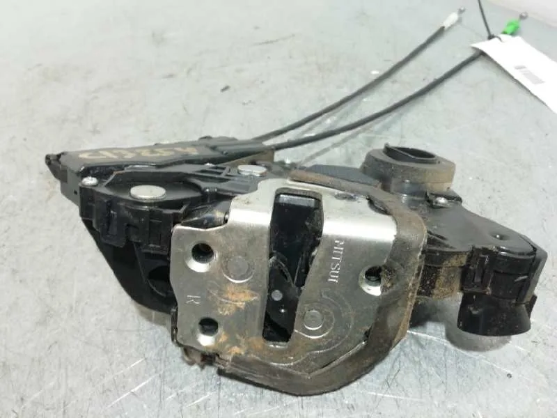 Cerradura Puerta Delantera Derecha para Toyota Yaris