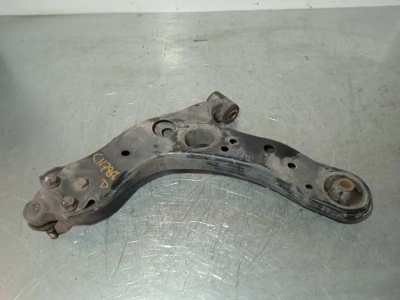 Brazo Suspension Inferior Delantero Derecho para Lexus Ct