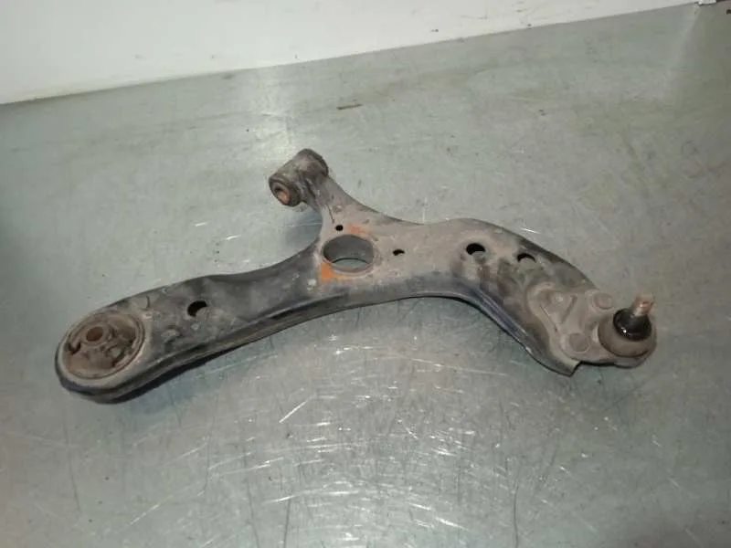 Brazo Suspension Inferior Delantero Derecho para Lexus Ct