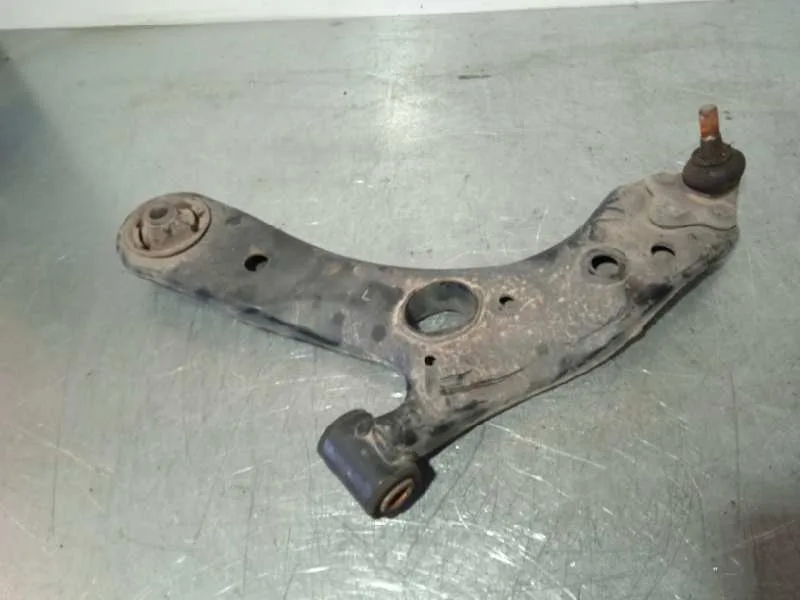 Brazo Suspension Inferior Delantero Izquierdo para Lexus Ct