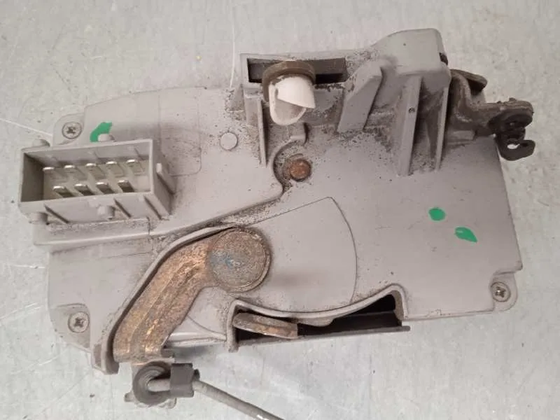 Cerradura Puerta Delantera Derecha para Peugeot 306 Berlina 3/4/5 Puertas (S2)