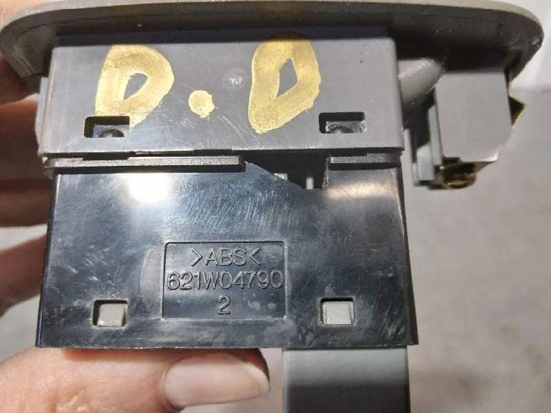 Mando Elevalunas Delantero Derecho para Chevrolet Nubira Berlina