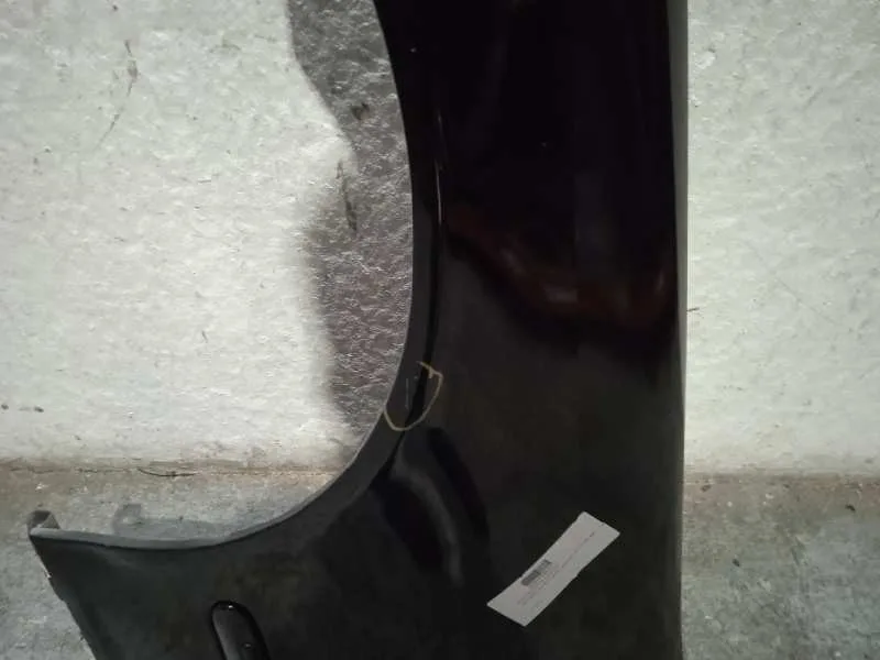 Aleta Delantera Izquierda para Mercedes-Benz Clase C (W203) Berlina