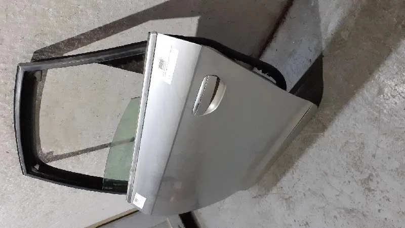 Puerta Trasera Izquierda para Audi A6 Berlina (4F2)