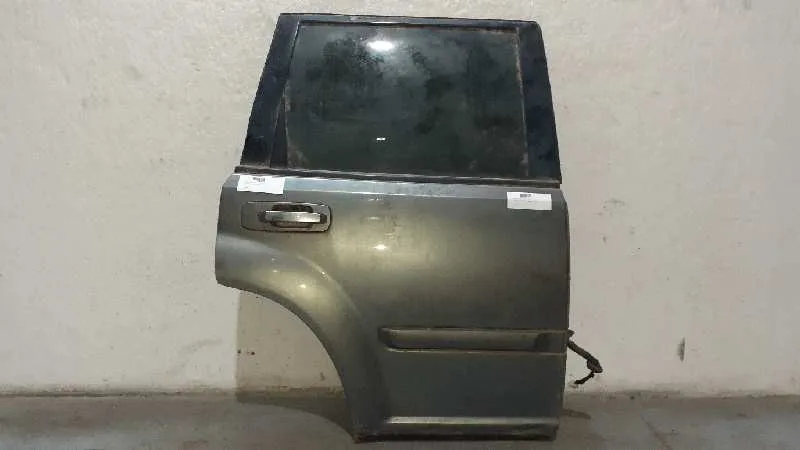 Puerta Trasera Derecha para Nissan X-Trail (T30)