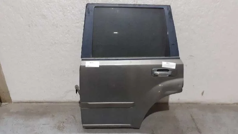 Puerta Trasera Izquierda para Nissan X-Trail (T30)