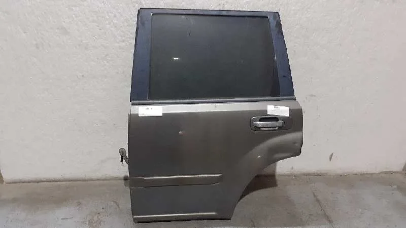 Puerta Trasera Izquierda para Nissan X-Trail (T30)