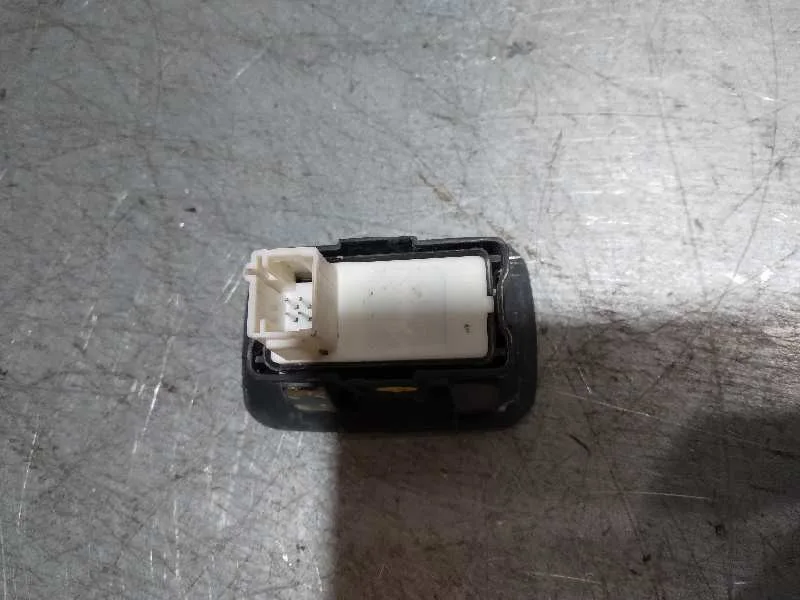 Mando Elevalunas Trasero Izquierdo para Peugeot Rifter
