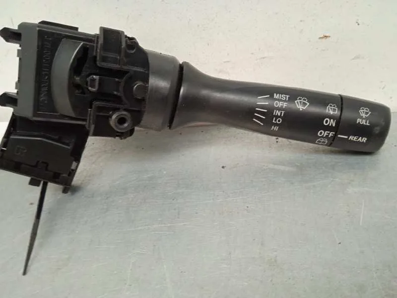 Mando Limpia para Toyota Yaris (Ksp9/Scp9/Nlp9)