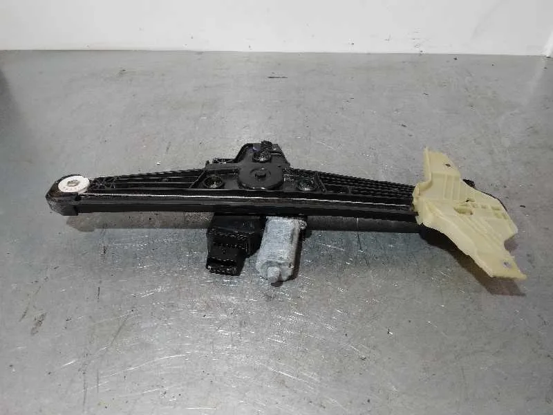 Elevalunas Trasero Izquierdo para Peugeot Rifter