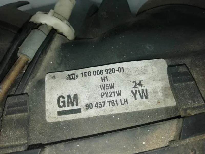 Faro Izquierdo para Opel Omega B