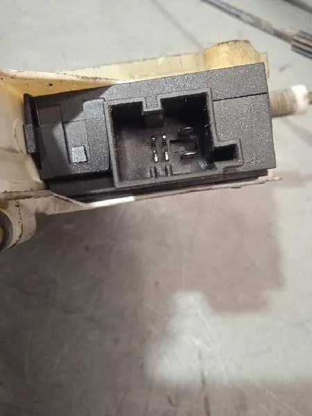 Elevalunas Delantero Derecho para Audi A6 Berlina (4F2)