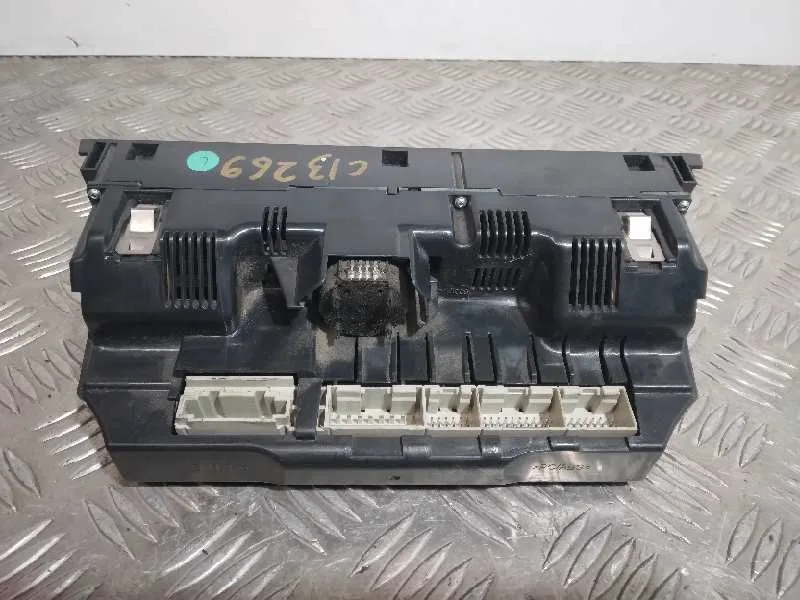 Mando Climatizador para Audi A6 Berlina (4F2)