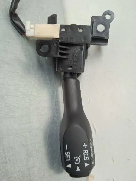 Mando Volante para Toyota Auris