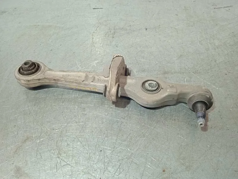 Brazo Suspension Inferior Delantero Derecho para Seat Exeo Berlina (3R2)