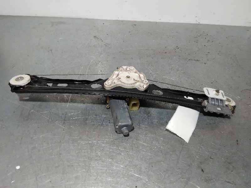 Elevalunas Trasero Derecho para Mercedes-Benz Clase C (W203) Berlina