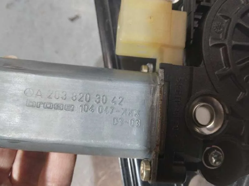 Elevalunas Trasero Derecho para Mercedes-Benz Clase C (W203) Berlina