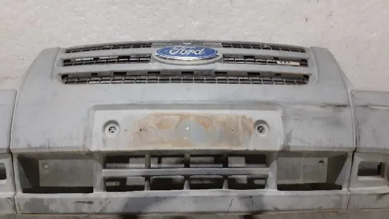 Paragolpes Delantero para Ford Transit Caja Cerrada '06