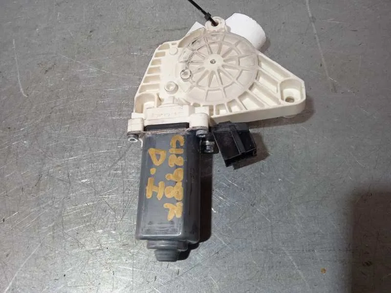 Motor Elevalunas Delantero Izquierdo para Mercedes-Benz Clase B (W245)